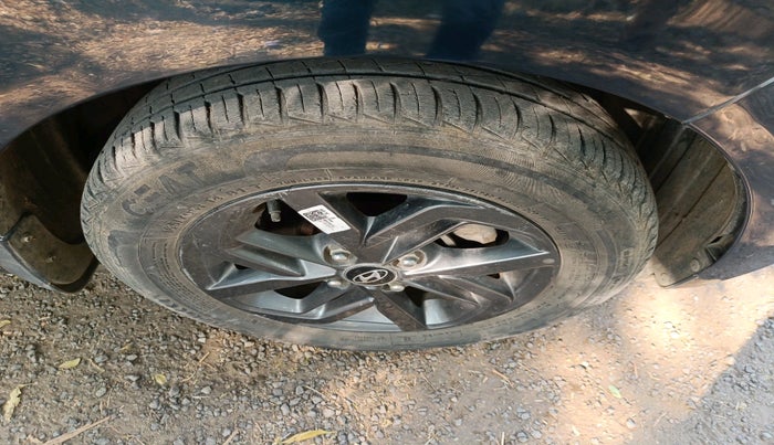 2020 Hyundai GRAND I10 NIOS SPORTZ AMT 1.2 KAPPA VTVT, Petrol, Automatic, 23,440 km, tyre