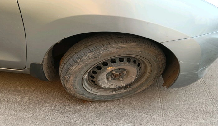 2017 Maruti Baleno ALPHA DIESEL 1.3, Diesel, Manual, 80,927 km, tyre