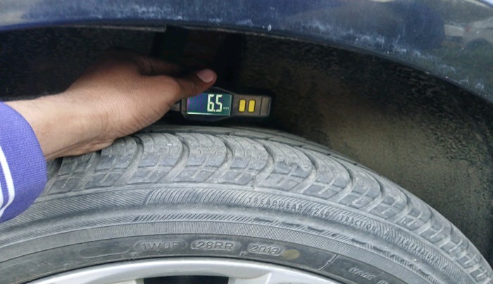 2015 Skoda Superb ELEGANCE 1.8 TSI AT, Petrol, Automatic, 70,797 km, tyre