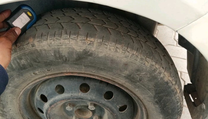 2013 Maruti Swift Dzire VDI, Diesel, Manual, 1,28,516 km, tyre