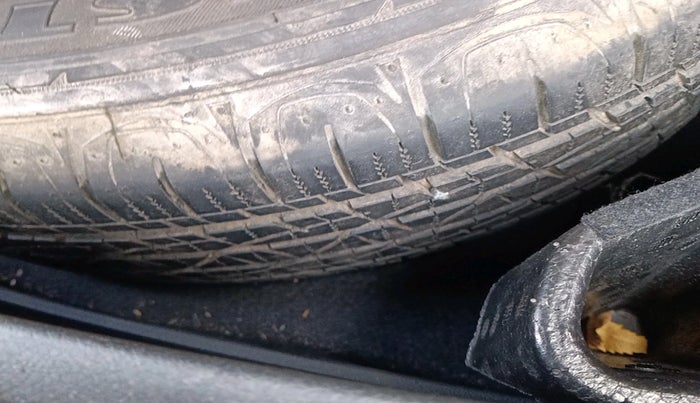 2018 Jeep Compass LIMITED 1.4 PETROL AT, Petrol, Automatic, 1,01,650 km, tyre