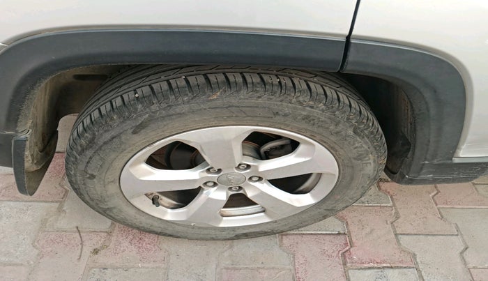 2018 Jeep Compass LIMITED 1.4 PETROL AT, Petrol, Automatic, 1,01,650 km, tyre