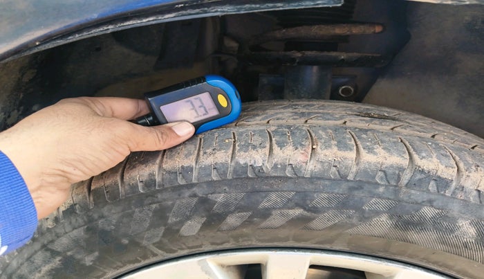 2015 Volkswagen Vento HIGHLINE PETROL AT, Petrol, Automatic, 78,589 km, tyre