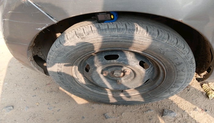 2016 Datsun Redi Go T (O), Petrol, Manual, 86,413 km, tyre