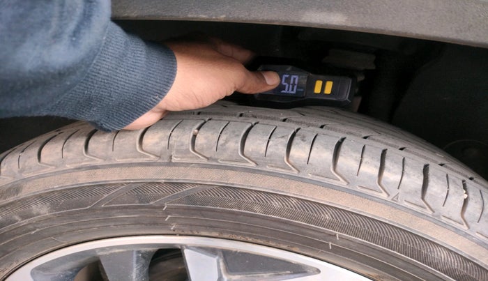 2021 Hyundai Creta E 1.5 DIESEL, Diesel, Manual, 80,320 km, tyre