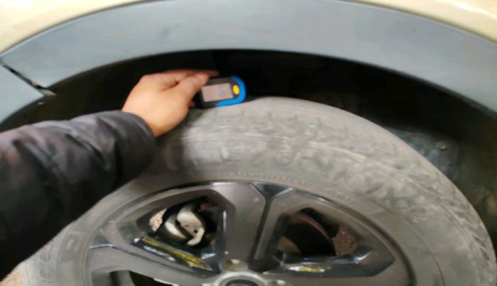 2022 Tata NEXON XZ PLUS (PREMIUM) KAZIRANGA PETROL, Petrol, Manual, 59,550 km, tyre