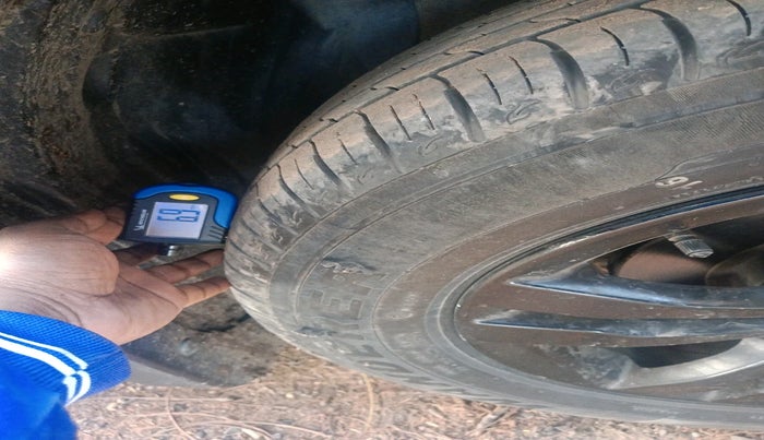 2018 Maruti Vitara Brezza ZDI, Diesel, Manual, 80,666 km, tyre