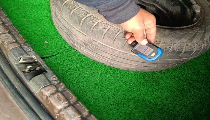 2015 Renault Duster 85 PS RXL DIESEL, Diesel, Manual, 1,34,788 km, tyre