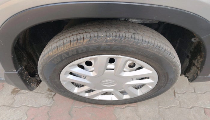 2019 Maruti Vitara Brezza LDI, Diesel, Manual, 53,238 km, tyre