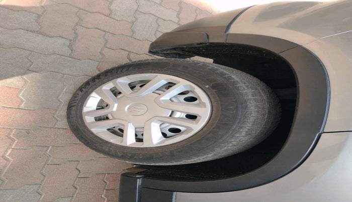 2019 Maruti Vitara Brezza LDI, Diesel, Manual, 53,238 km, tyre