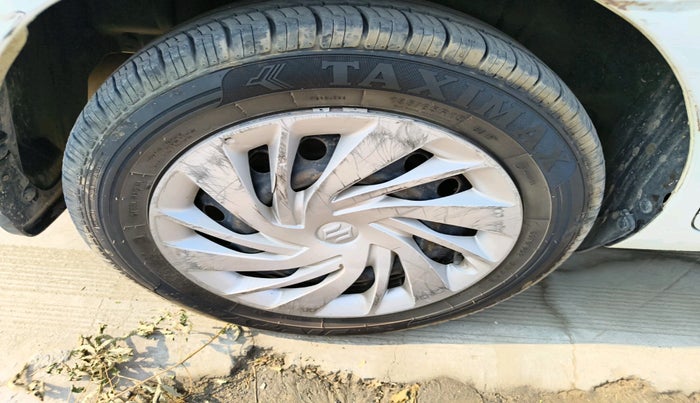 2021 Maruti Ertiga VXI CNG, Petrol, Manual, 1,81,454 km, tyre