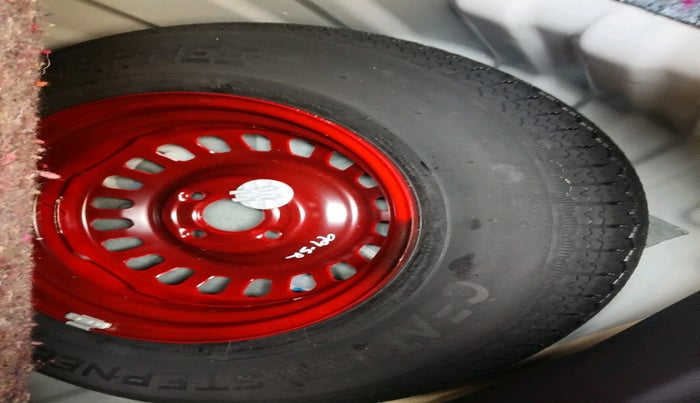 2025 Nissan MAGNITE N-Connecta B4D 1.0 Petrol AMT, Petrol, Automatic, 509 km, tyre