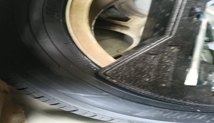 2014 Maruti Celerio VXI AMT, Petrol, Automatic, 59,801 km, tyre