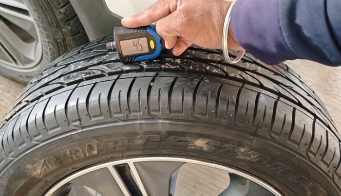 2016 Hyundai Creta SX (O) 1.6 DIESEL, Diesel, Manual, 95,834 km, tyre