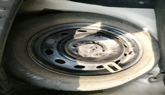 2011 Tata Indica Vista AURA QUADRAJET, Diesel, Manual, 77,814 km, tyre