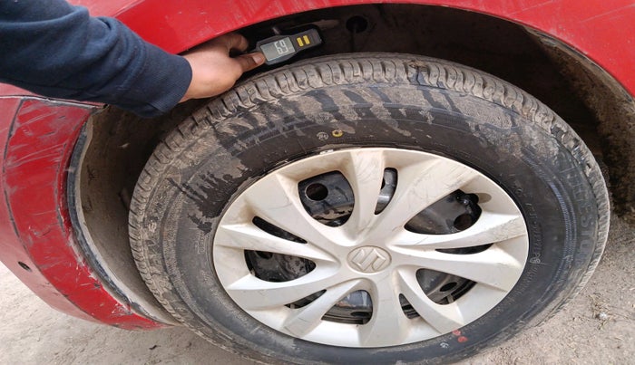 2018 Maruti Swift VXI AMT, Petrol, Automatic, 67,174 km, tyre