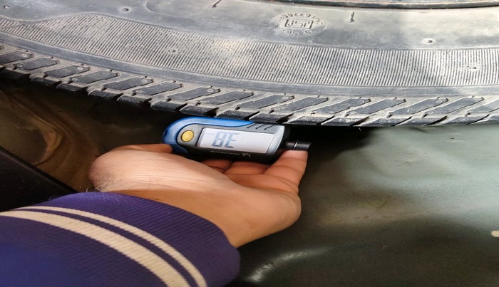 2014 Maruti Swift Dzire VXI, Petrol, Manual, 53,718 km, tyre