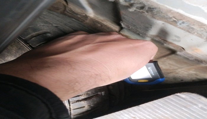 2011 Toyota Etios G, Petrol, Manual, 1,63,150 km, tyre