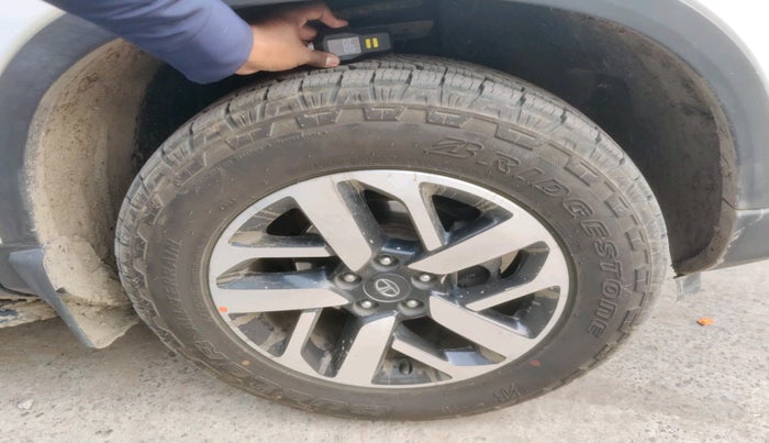 2022 Tata Harrier XZA PLUS 2.0L, Diesel, Automatic, 56,671 km, tyre