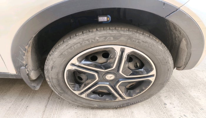 2018 Tata NEXON XM DIESEL, Diesel, Manual, 92,445 km, tyre