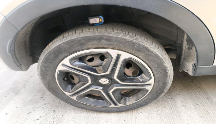 2018 Tata NEXON XM DIESEL, Diesel, Manual, 92,445 km, tyre