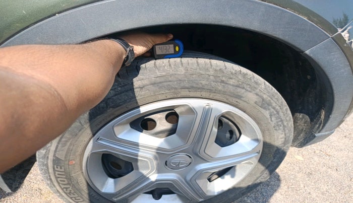 2023 Tata NEXON XM SUNROOF PETROL, Petrol, Manual, 22,982 km, tyre