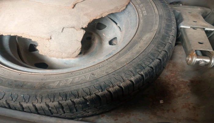 2012 Hyundai Santro Xing GLS, Petrol, Manual, 76,516 km, tyre