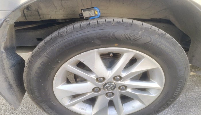 2019 Toyota Innova Crysta 2.4 VX 7 STR, Diesel, Manual, 1,01,416 km, tyre