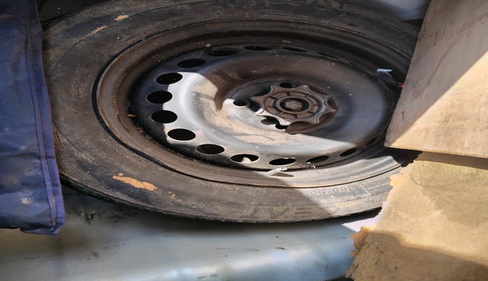 2016 Hyundai Grand i10 SPORTZ 1.1 CRDI, Diesel, Manual, 78,598 km, tyre