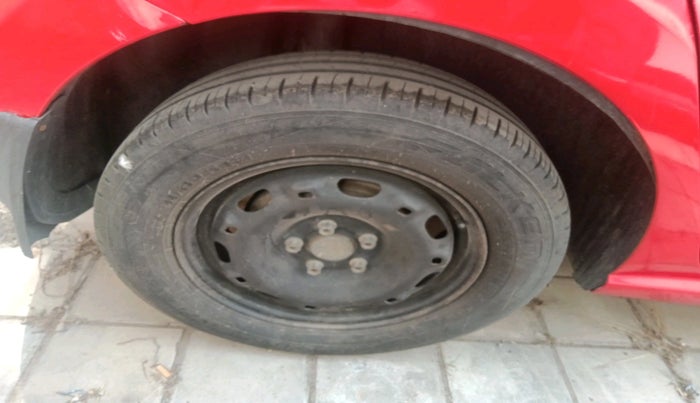 2011 Volkswagen Polo TRENDLINE 1.2L PETROL, Petrol, Manual, 89,001 km, tyre