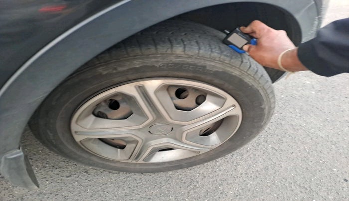 2017 Tata NEXON XM PETROL, Petrol, Manual, 12,686 km, tyre