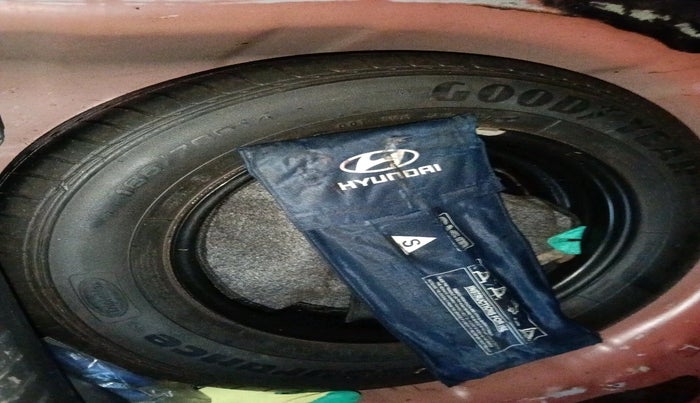 2017 Hyundai Elite i20 SPORTZ 1.4 CRDI, Diesel, Manual, 1,22,499 km, tyre