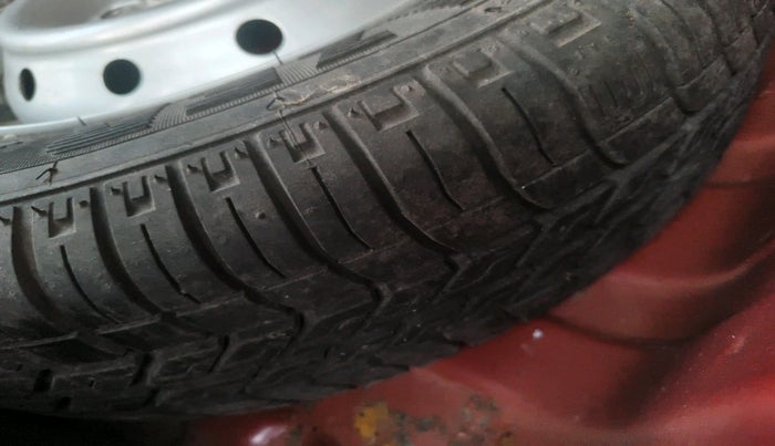 2011 Maruti Alto LXI, Petrol, Manual, 7,425 km, tyre