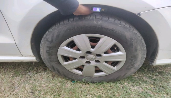 2017 Volkswagen Ameo TRENDLINE 1.5L, Diesel, Manual, 87,690 km, tyre