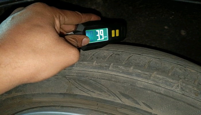 2016 Maruti Baleno DELTA PETROL 1.2, Petrol, Manual, 95,959 km, tyre