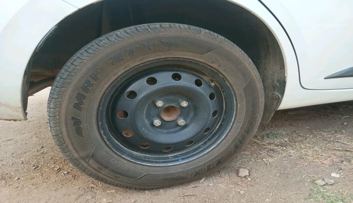 2024 Maruti Swift VXi, Petrol, Manual, 9,990 km, tyre