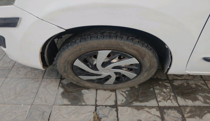 2013 Maruti Wagon R 1.0 LXI, Petrol, Manual, 74,659 km, tyre