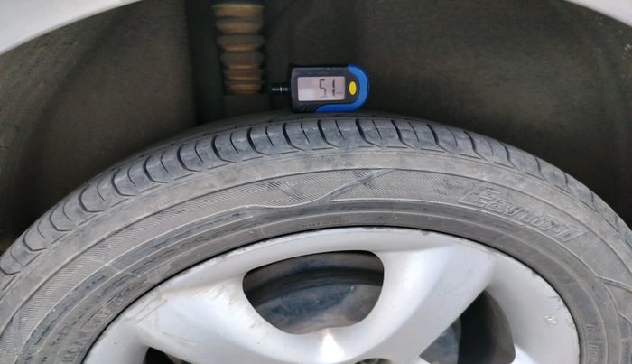 2015 Skoda Rapid 1.5 TDI CR AMBITION WITH ALLOY, Diesel, Manual, 94,872 km, tyre