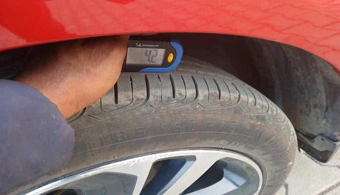 2023 Tata ALTROZ XZ PETROL, Petrol, Manual, 12,225 km, tyre