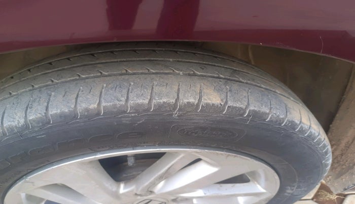 2017 Honda Jazz 1.2L I-VTEC V, Petrol, Manual, 50,248 km, tyre