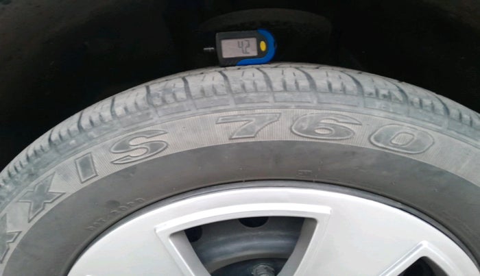 2012 Mahindra XUV500 W6, Diesel, Manual, 95,647 km, tyre