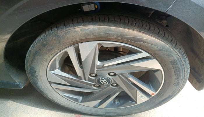 2022 Hyundai NEW I20 ASTA (O) 1.2 MT, Petrol, Manual, 35,379 km, tyre