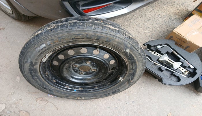 2017 Maruti Ciaz VDI+ SHVS, Diesel, Manual, 1,12,770 km, tyre