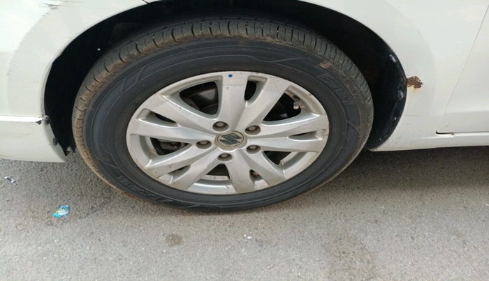 2018 Maruti Ertiga VDI SHVS, Diesel, Manual, 97,809 km, tyre