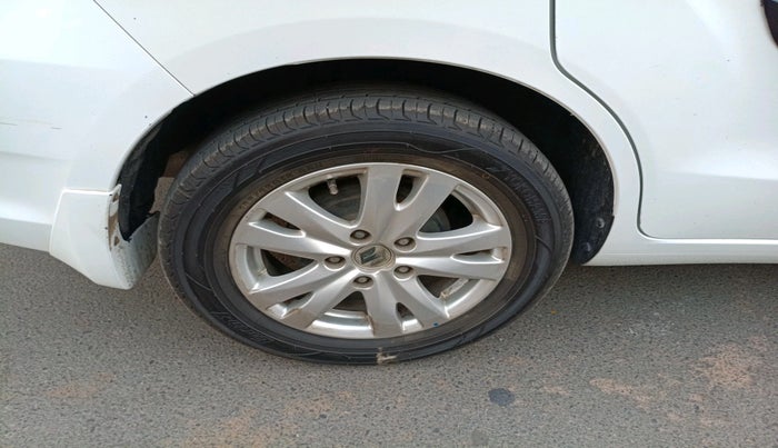 2018 Maruti Ertiga VDI SHVS, Diesel, Manual, 97,809 km, tyre