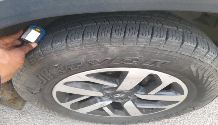 2020 Tata Harrier XZ PLUS 2.0L, Diesel, Manual, 1,72,392 km, tyre