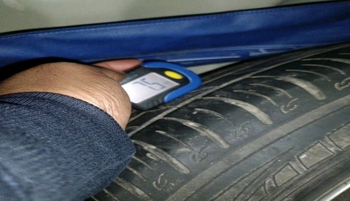 2021 Maruti Vitara Brezza LXI, Petrol, Manual, 24,508 km, tyre