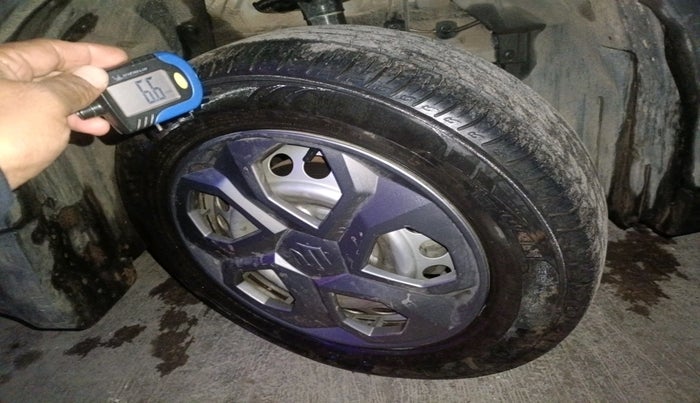 2021 Maruti Vitara Brezza LXI, Petrol, Manual, 24,508 km, tyre