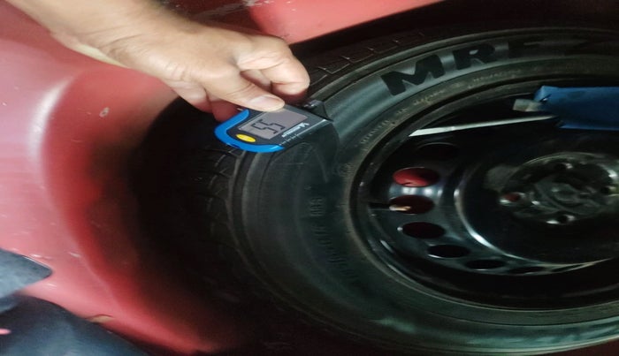 2015 Maruti Baleno ALPHA PETROL 1.2, Petrol, Manual, 1,19,420 km, tyre