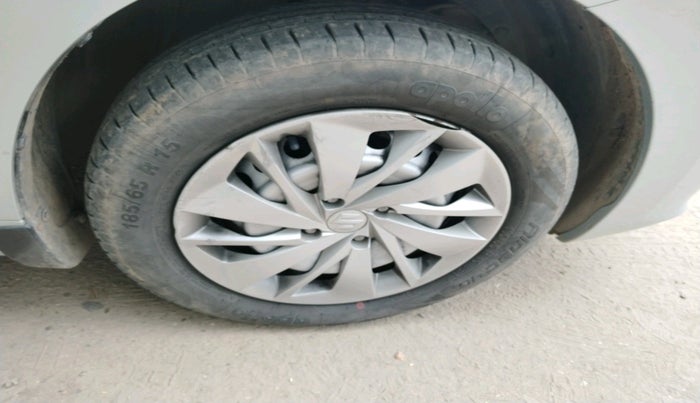 2022 Maruti Baleno SIGMA PETROL 1.2, Petrol, Manual, 31,398 km, tyre